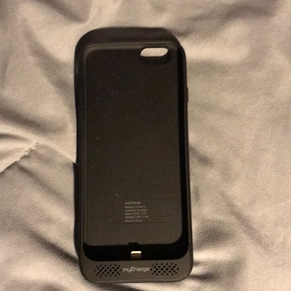 Chargeable iPhone 6 case - Picture 2 of 2